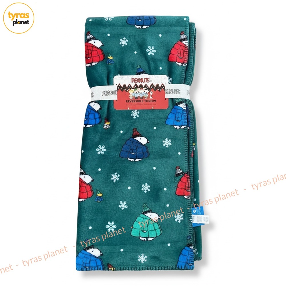 Snoopy Peanuts Winter Puffer Jacket Snowflakes Reversible Throw Green 50x70 NEW